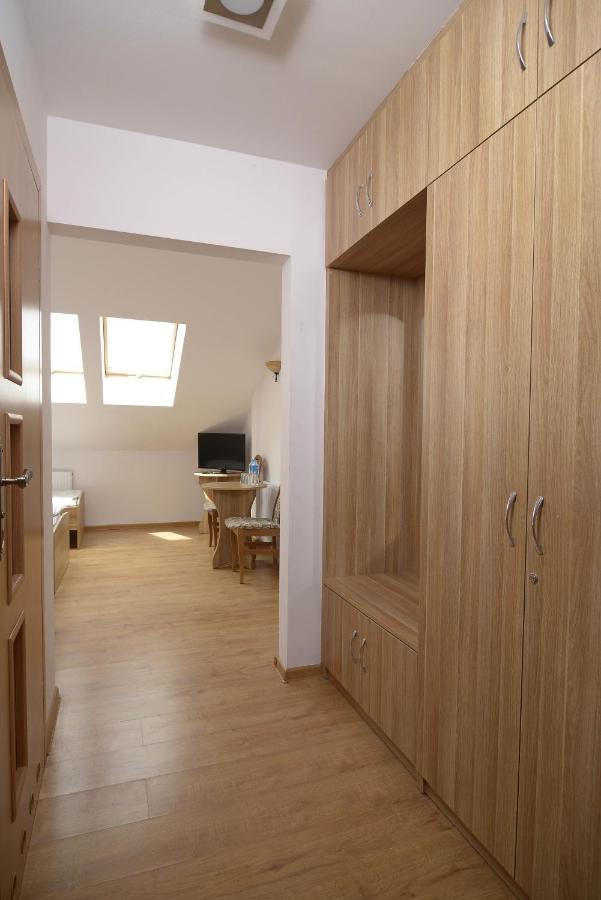 Magnat W Borczu Apartment Exterior photo